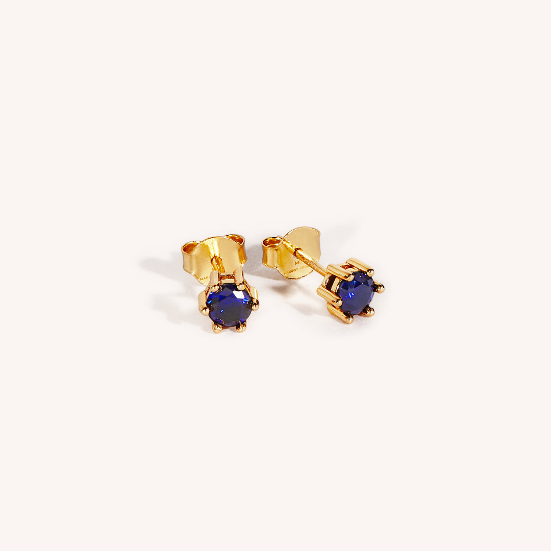 18K Gold Vermeil Sapphire Blue Round Stud Earrings