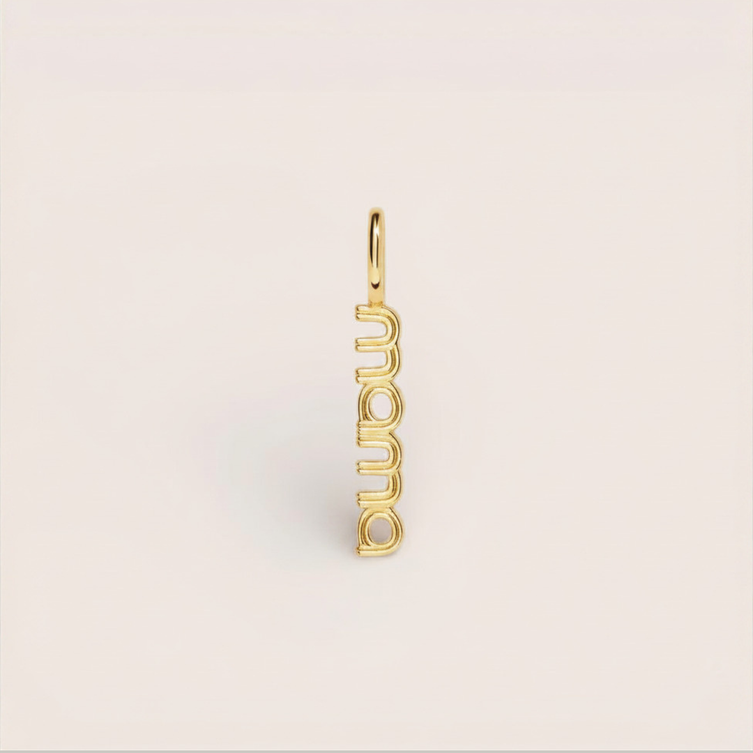 The Mama Charm Necklace Set