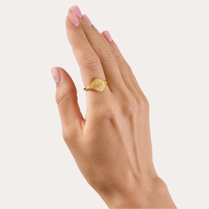 18K Gold Evil Eye Vintage Ring
