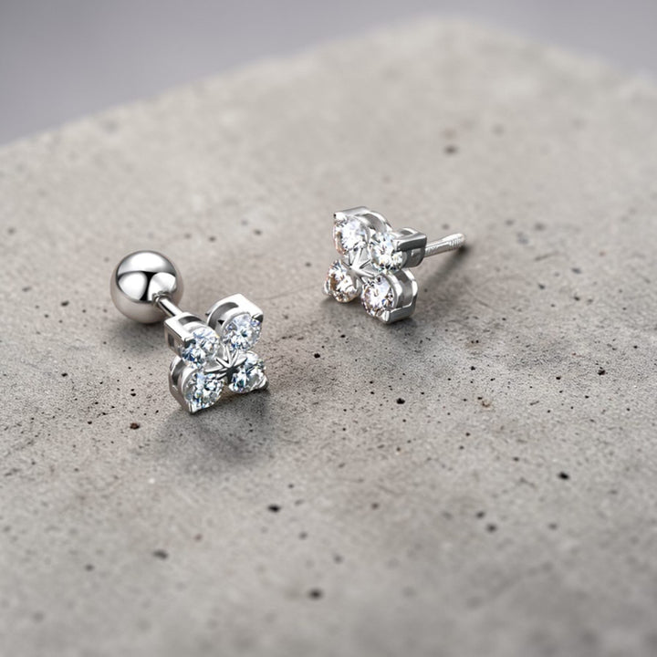 18K Gold Four Leaf Clover Moissanite Stud Earrings