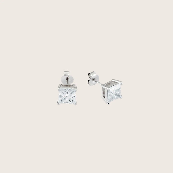 18K White Gold Diamante Moissanite Stud Earrings