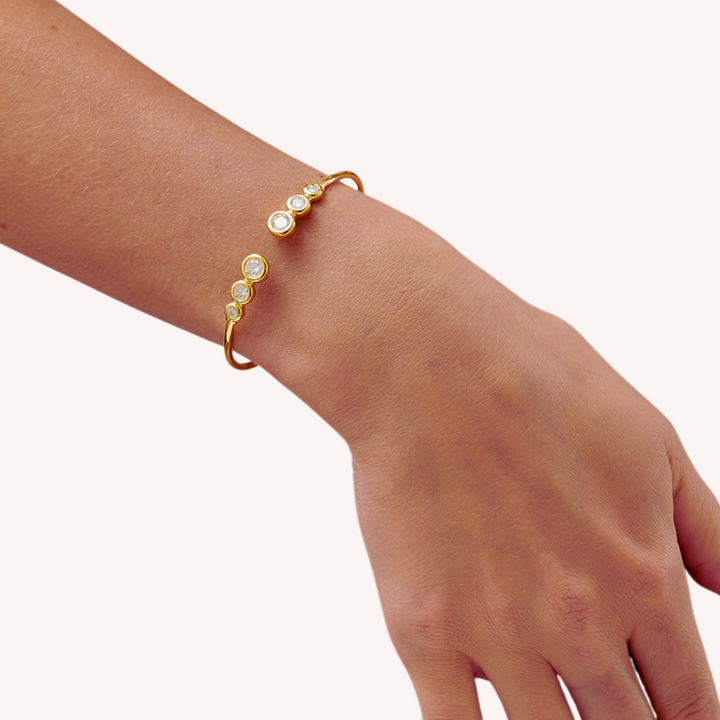 18K Gold Laoise Cuff Bangle