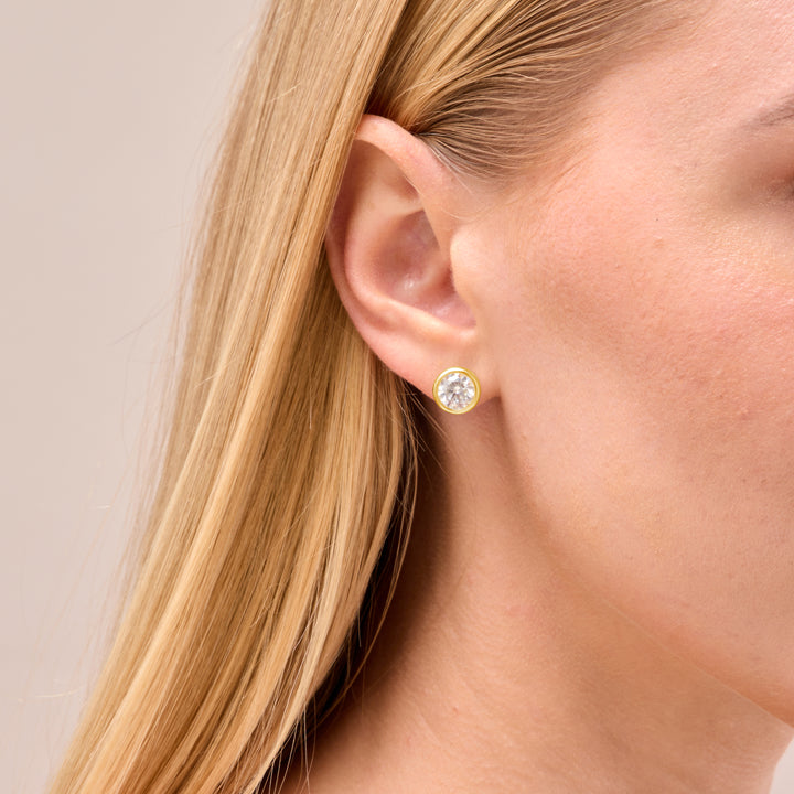 18K Gold Tamako Stud Earrings