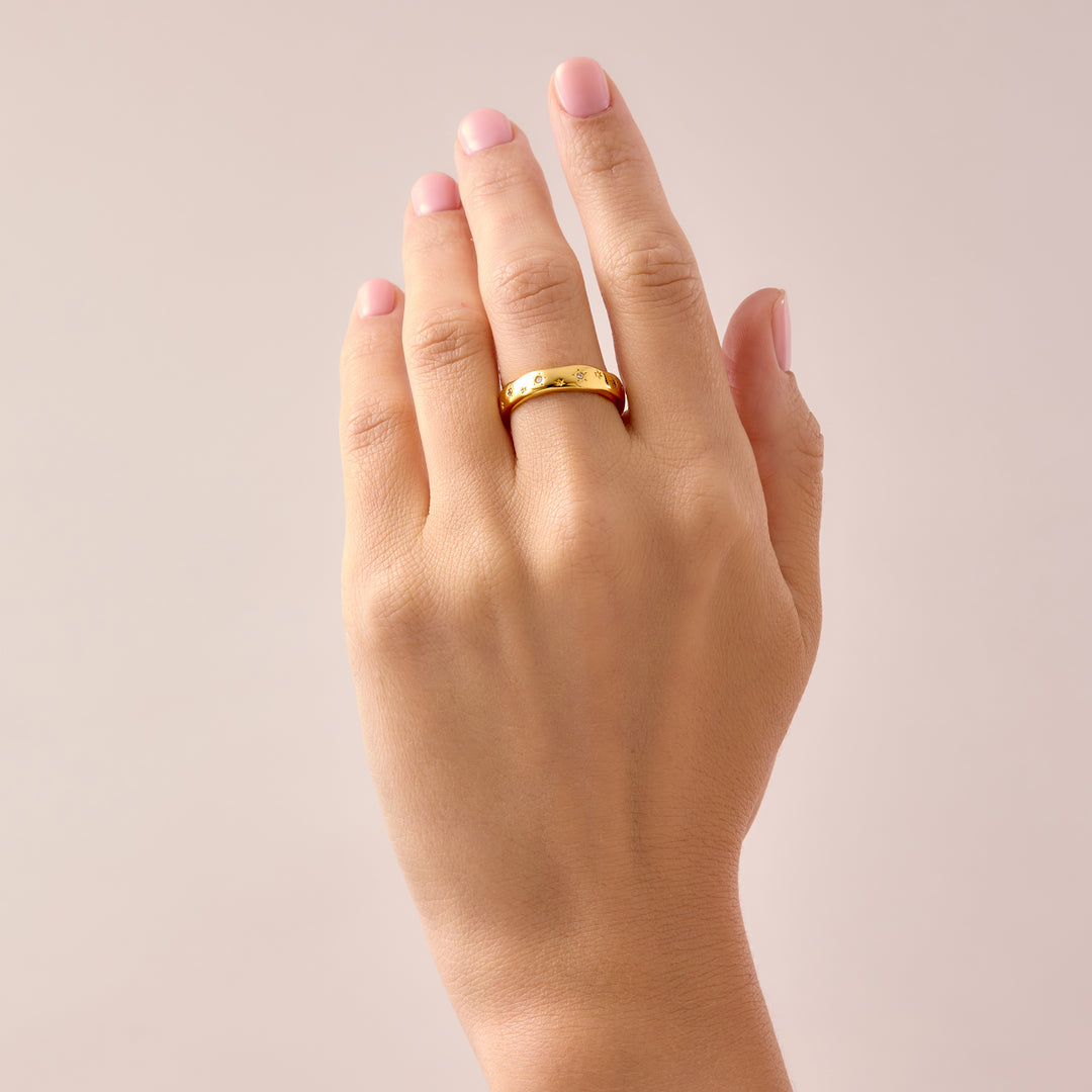 18K Gold Stargazing Ring