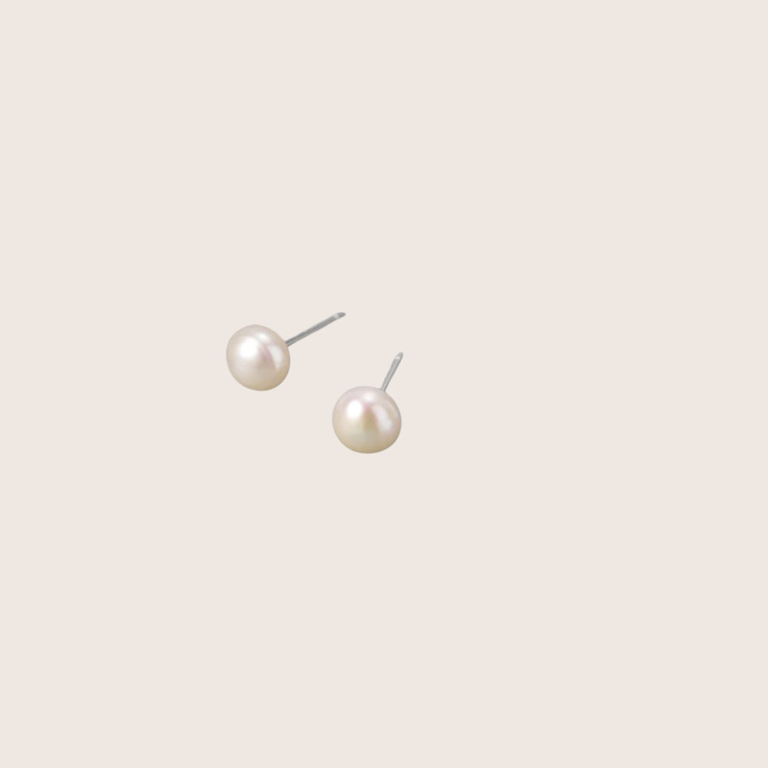 925 Sterling Silver Lula Pearl Stud Earrings