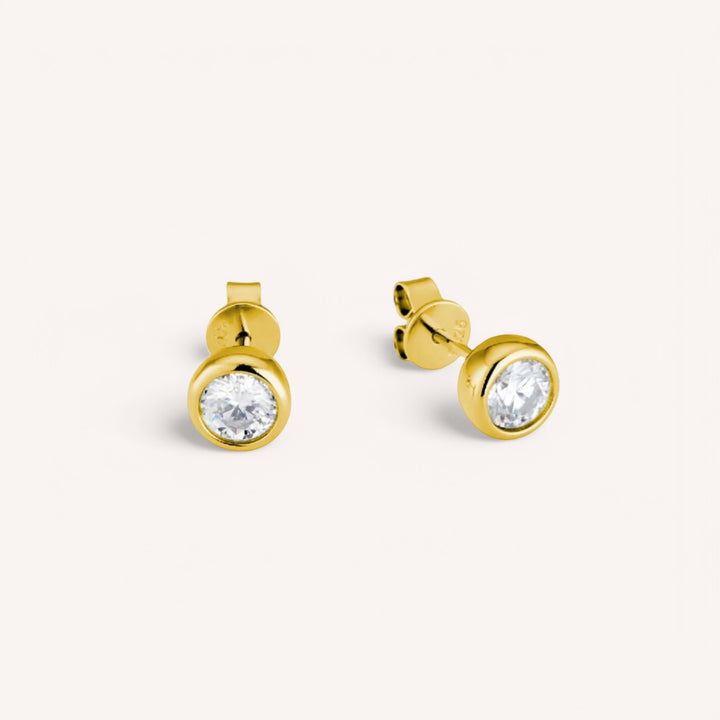18K Gold Tamako Stud Earrings
