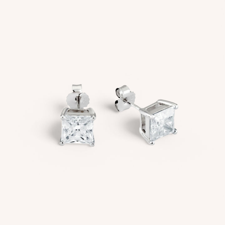18K White Gold Diamante Moissanite Stud Earrings