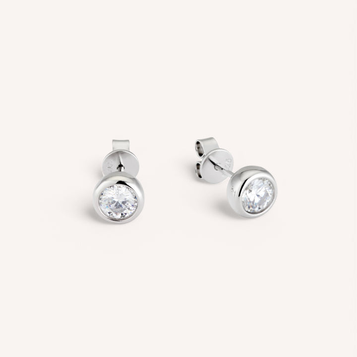 18K Gold Tamako Stud Earrings