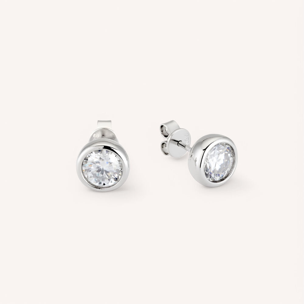 18K Gold Tamako Stud Earrings