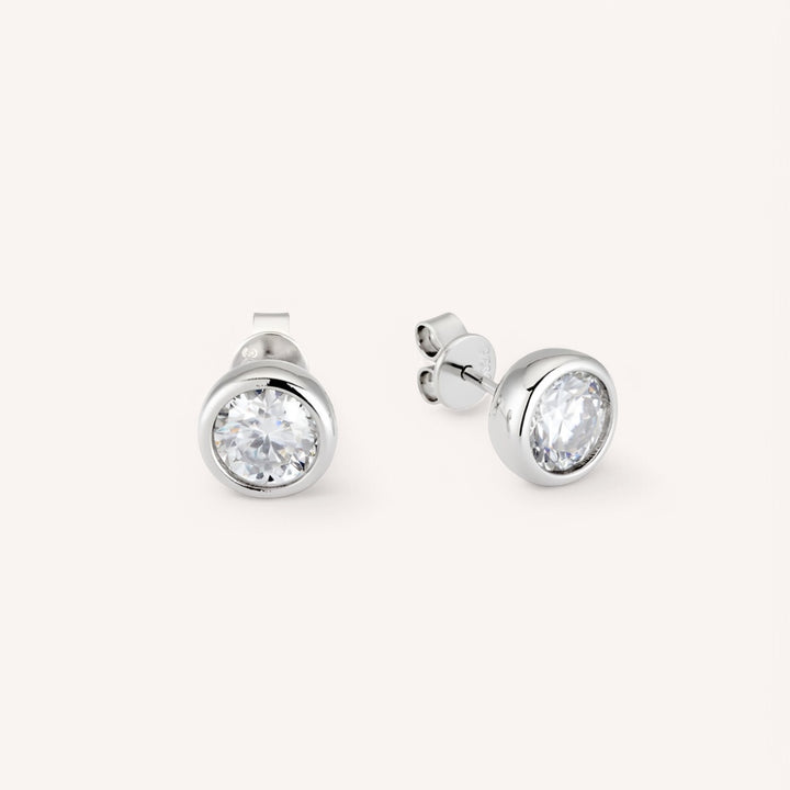 18K Gold Tamako Stud Earrings
