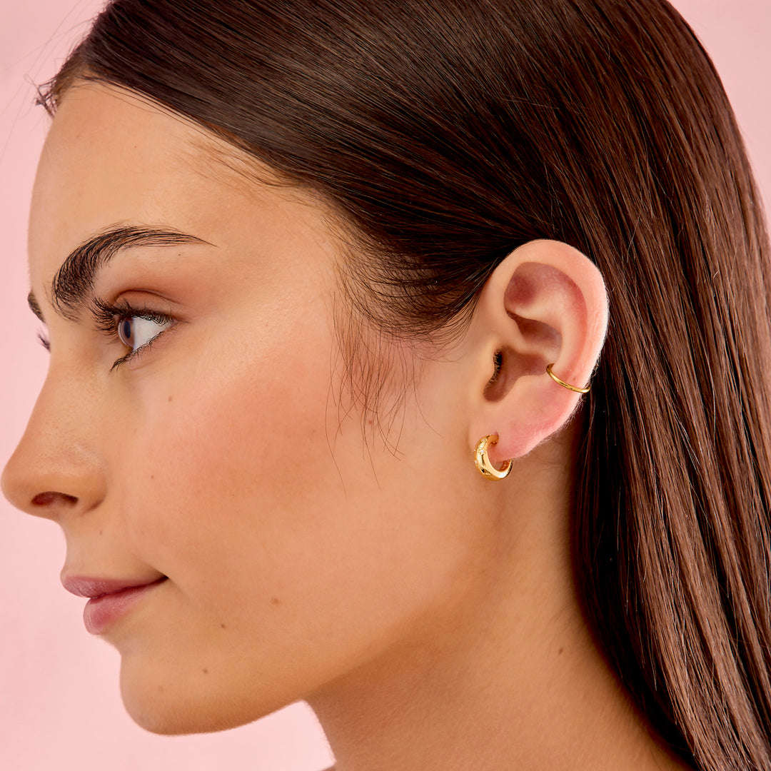 18K Gold Astrid Huggie Hoop Earrings