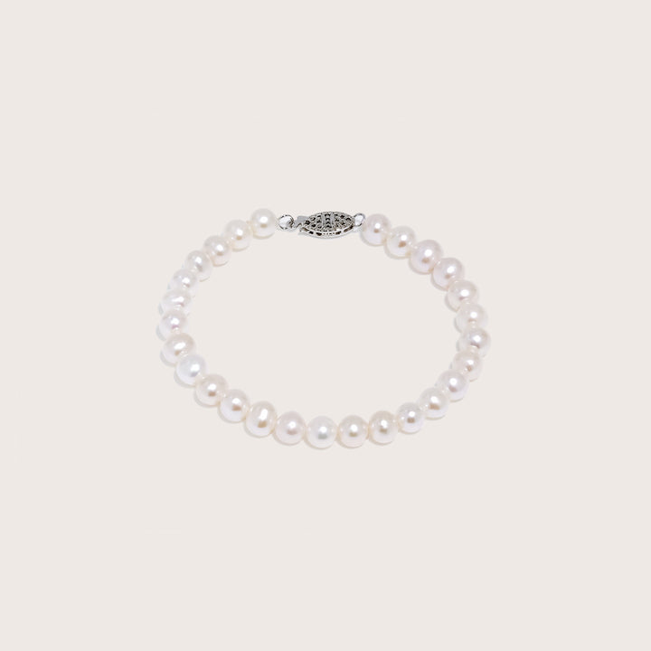 The Classic Pearl Set