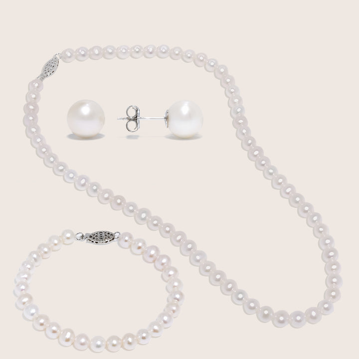 The Classic Pearl Set