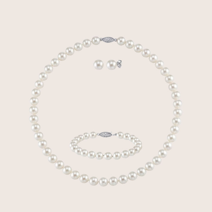 The Classic Pearl Set